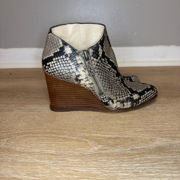 1.State Kaleb Wedge Roccia Beige Snake Ankle Bootie Mid Boot Size 7 - Picture 1 of 6
